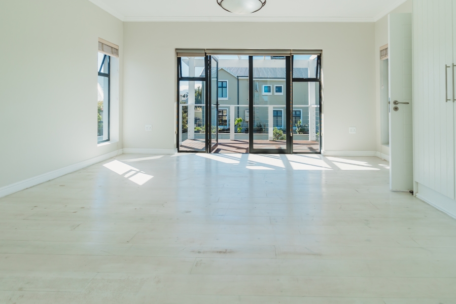 3 Bedroom Property for Sale in Kraaibosch Country Estate Western Cape